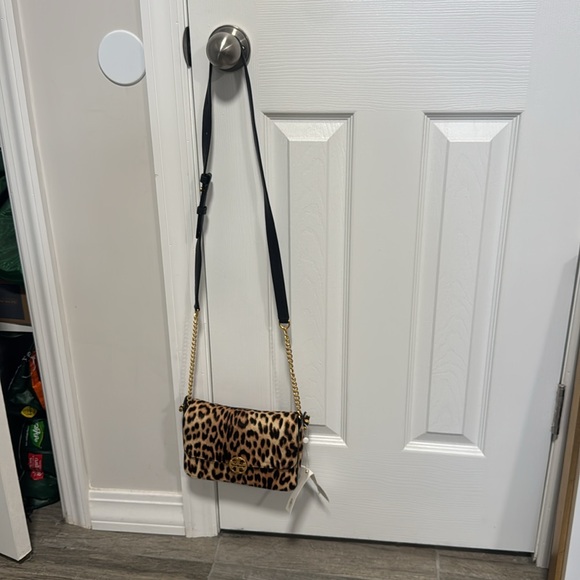 Tory Burch Leopard Print Crossbody with Gold Accents - Picture 10 of 11